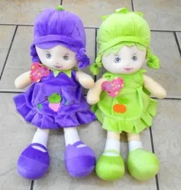 duza-lalka-szmacianka-przytulanka-spiewa-42-cm