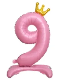 balon-foliowy-cyfra-stojaca-rozowa-9-dziewiec-dziewiatka-68cm-zlota-korona