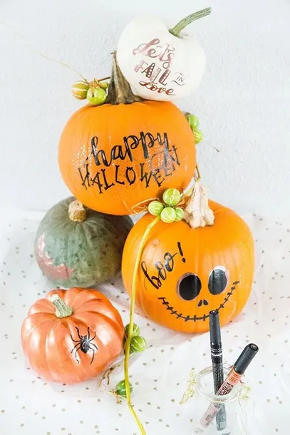 pisak-pen-touch-black-medium-2mm-czarny-marka-sakura