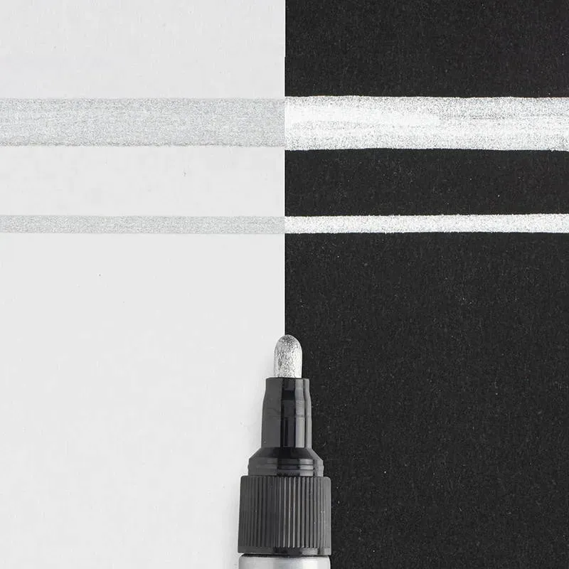 pisak-pen-touch-medium-silver-2mm-srebrny-sakura