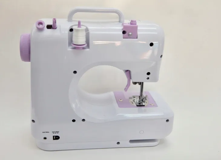 maszyna-do-szycia-mini-chwytacz-nitki-rotacyjny