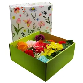 flower-box-kwiaty-mydlane-roze-twoja-dedykacja-z1