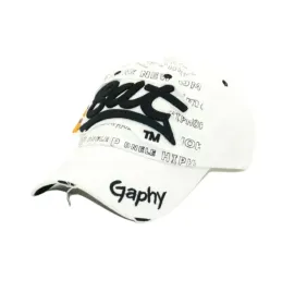 czapka-z-daszkiem-dikom-bat-gaphy-bejsbolowka-biala-streetwear