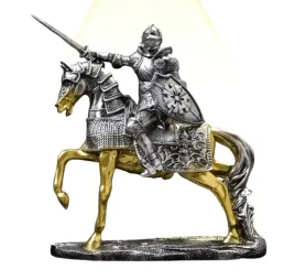 rycerz-na-koniu-figurka-elegancka-rzezba-kolekcjonerska-z-zywicy