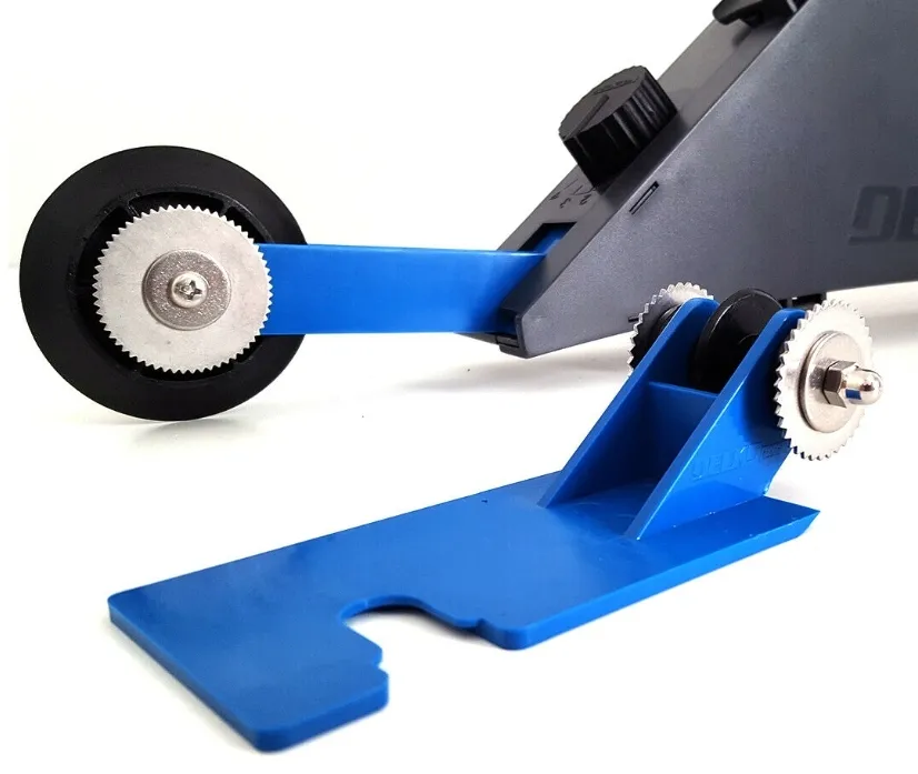 spoiner-banjo-delko-tools