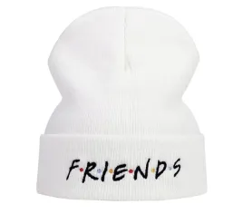 czapka-jesienno-zimowa-friends-biala-super-mila-haft