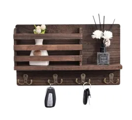 wieszak-drewniany-do-przedpokoju-scienny-z-pulka-na-klucze-ubrania-vintage