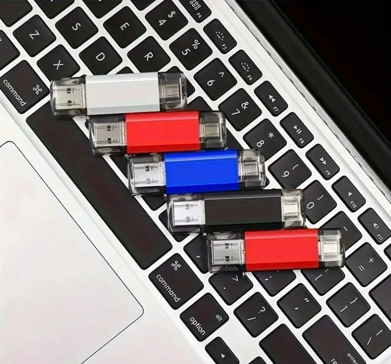 pendrive-128gb-pamiec-flash-usb-c-2w1-usb-2-0-rozne-kolory-stan-nowy