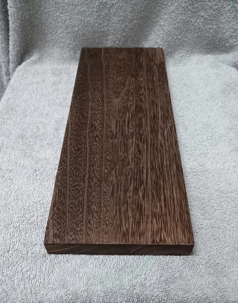 zestaw-4-drewnianych-polek-wiszacych-plywajacych-dikom-retro-ciemny-braz-kolor-mebla-drewno-retro-szary