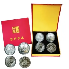 zestaw-monet-pamiatkowych-replika-z-chin-rok-weza-4szt-w-pudelku-prezent