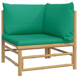 narozna-sofa-ogrodowa-z-zielonymi-poduszkami-bambusowa