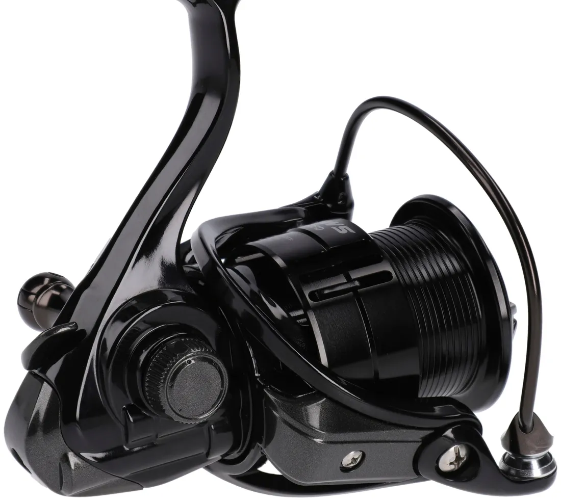 kolowrotek-spinningowy-mikado-jaws-4008-fd-stan-nowy