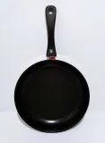 zestaw-patelni-wmf-devil-0733026299-2-elementy-24-28cm-marka-wmf