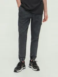 szare-spodnie-typu-jogger-z-mocnym-efektem-sprania-house-28-32