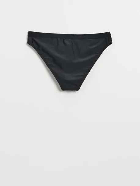 czarny-gladki-dol-od-bikini-house-s-linia-regular