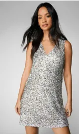 srebrna-cekinowa-sukienka-mini-nasty-gal-m