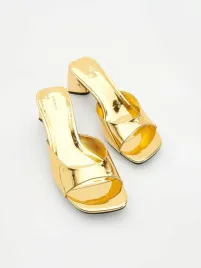 zlote-mule-na-obcasie-reserved-39