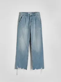 niebieskie-jeansy-z-szerokimi-nogawkami-i-przetarciami-reserved-m