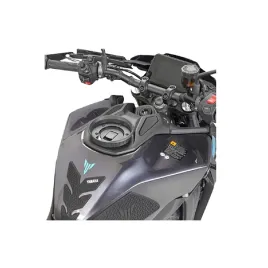 mocowanie-tanklock-givi-bf90-na-bak-motocykla-do-yamaha-mt-09-24-26