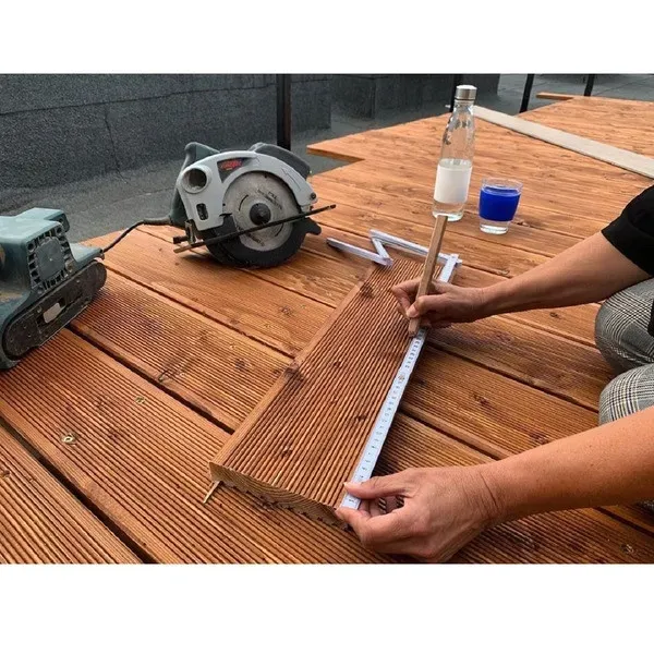 olowek-stolarski-brazowy-stan-nowy