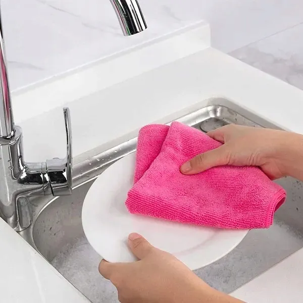 zestaw-sciereczek-z-mikrofibry-do-czyszczenia-polerowania-5-szt-stan-nowy