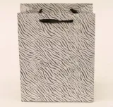 papierowa-torba-srebrna-genialna-na-prezent-23cm-x-18cm-x-10cm