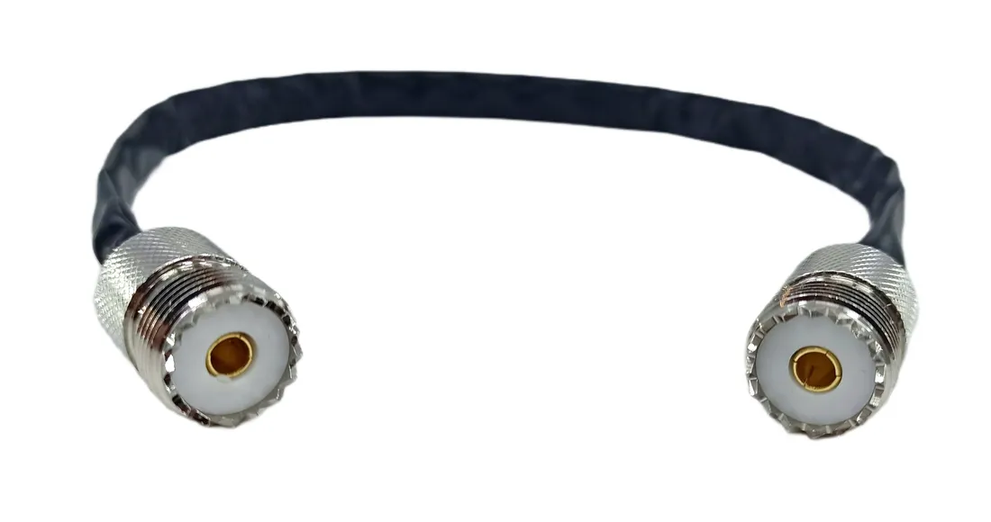 przepust-40-cm-okienny-gniazda-uhf-50-ohm-uc1