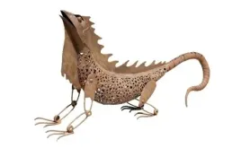 figura-metalowa-iguana-rzezba-ozdoba-ogrodowa