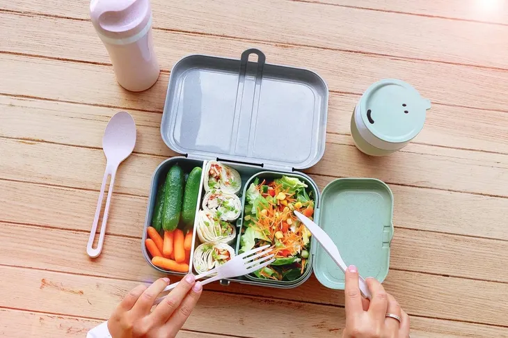 zestaw-lunchboxow-pascal-ready-organic-szary-cechy-dodatkowe-mozliwosc-mycia-w-zmywarce
