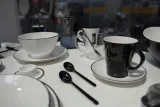 kubek-linea-black-melamina-gimex-kolor-bialy-czarny