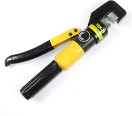 zaciskarka-do-tulejek-praska-do-kabli-4-70-mm-hydrauliczna-yqk-70-zestaw