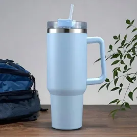 szklanka-kubek-40oz-1180ml-izolowany-z-uchwytem-i-slomka-blekitny