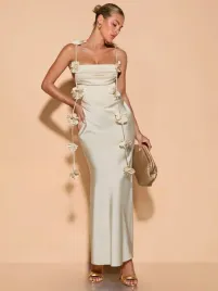 lc82122-shein-satynowa-sukienka-maxi-na-ramiaczkach-kwiaty-3d-15-l