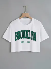 lc54303-shein-krotki-bialy-t-shirt-z-nadrukiem-brooklyn-15-l