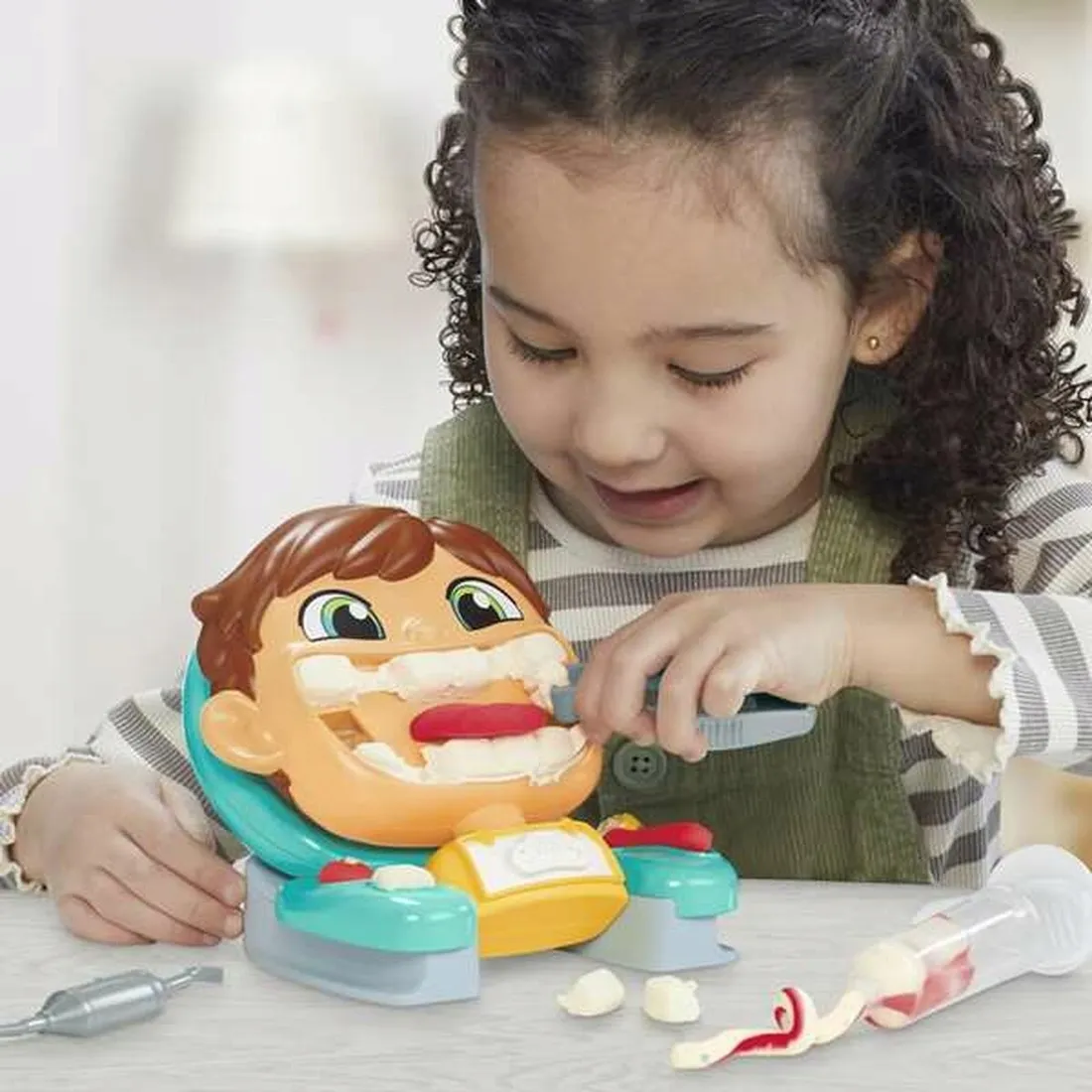 zabawa-z-plastelina-hasbro-stan-nowy