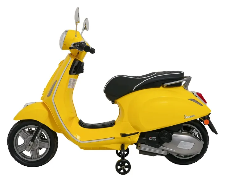 skuter-vespa-roma-zolty-na-akumulator-dla-dzieci-gratisy-czas-ladowania-10-h