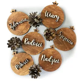 bombka-drewniana-na-choinke-prezent-zyczenia-eko