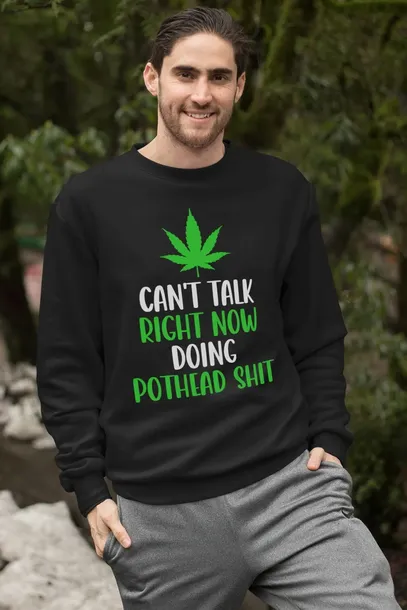 bluza-klasyczna-can-t-talk-right-now-doing-weed-kolor-wielokolorowy