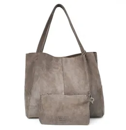 duza-maxi-shopper-torba-zamszowa-bezowa-taupe