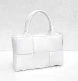 biala-torebka-shopperka-do-reki-model-bag04-294-dolawhite