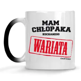 kubek-magiczny-mam-chlopaka-kochanego-wariata