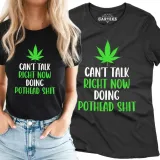 koszulka-damska-can-t-talk-right-now-doing-weed