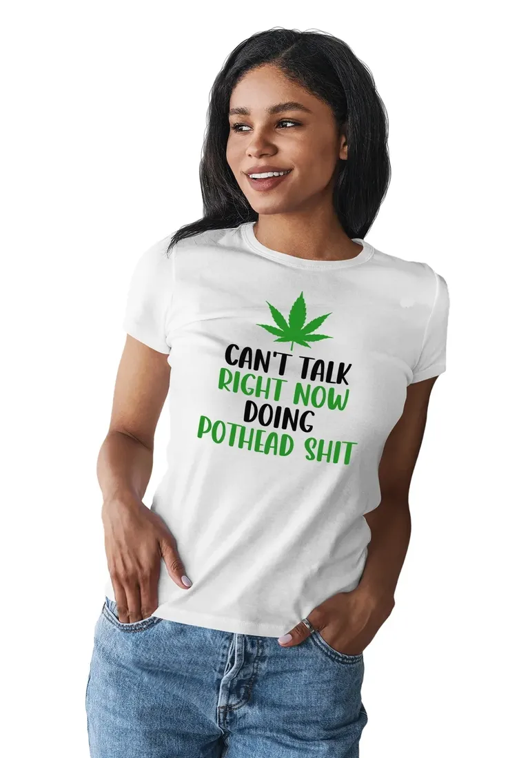 koszulka-damska-can-t-talk-right-now-doing-weed