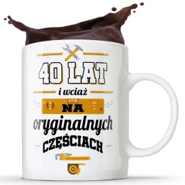 kubek-wciaz-na-orginalnych-czesciach-prezent
