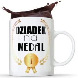 kubek-bialy-dziadek-na-medal-prezent-dzien-dziadka