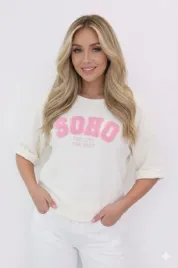 t-shirt-soho-off-white-z-napisem-sugar-pink-by-o-la-la