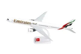 model-samolotu-ppc-boeing-b777-300er-emirates-skala-1-200-die-cast