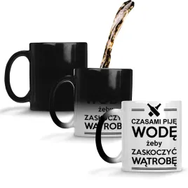 kubek-czasami-pije-wode-zeby-zaskoczyc-watrobe