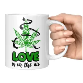 kubek-love-is-in-the-air-marihuana-weed-marihuana