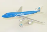 model-samolotu-boeing-b747-400-klm-cargo-1-250-stan-nowy